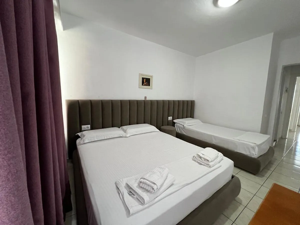 ***  Hotel Tatzati Sarande Albania