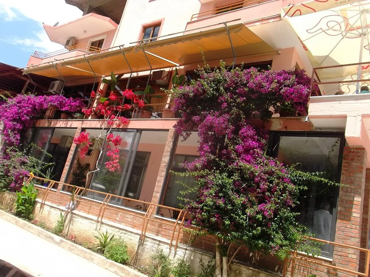 Hotel Tatzati Sarande